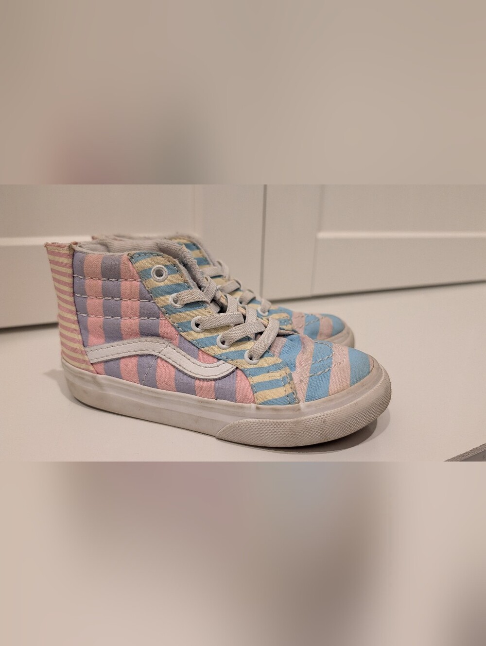 Vans Kids High-Top Pastel Stripe Sneakers - Pink Blue Yellow Lavender